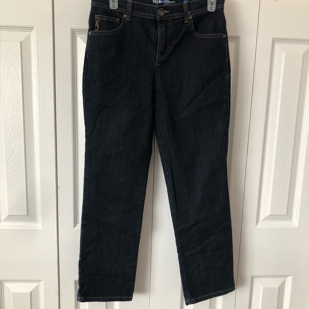 Style & Co Natural Fit 5 Pocket Jeans Size 4 Petite - Picture 4 of 7